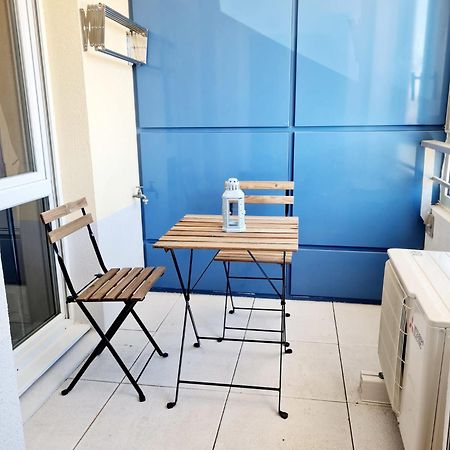 Studio A La Mer Avec Piscine Sète Kültér fotó